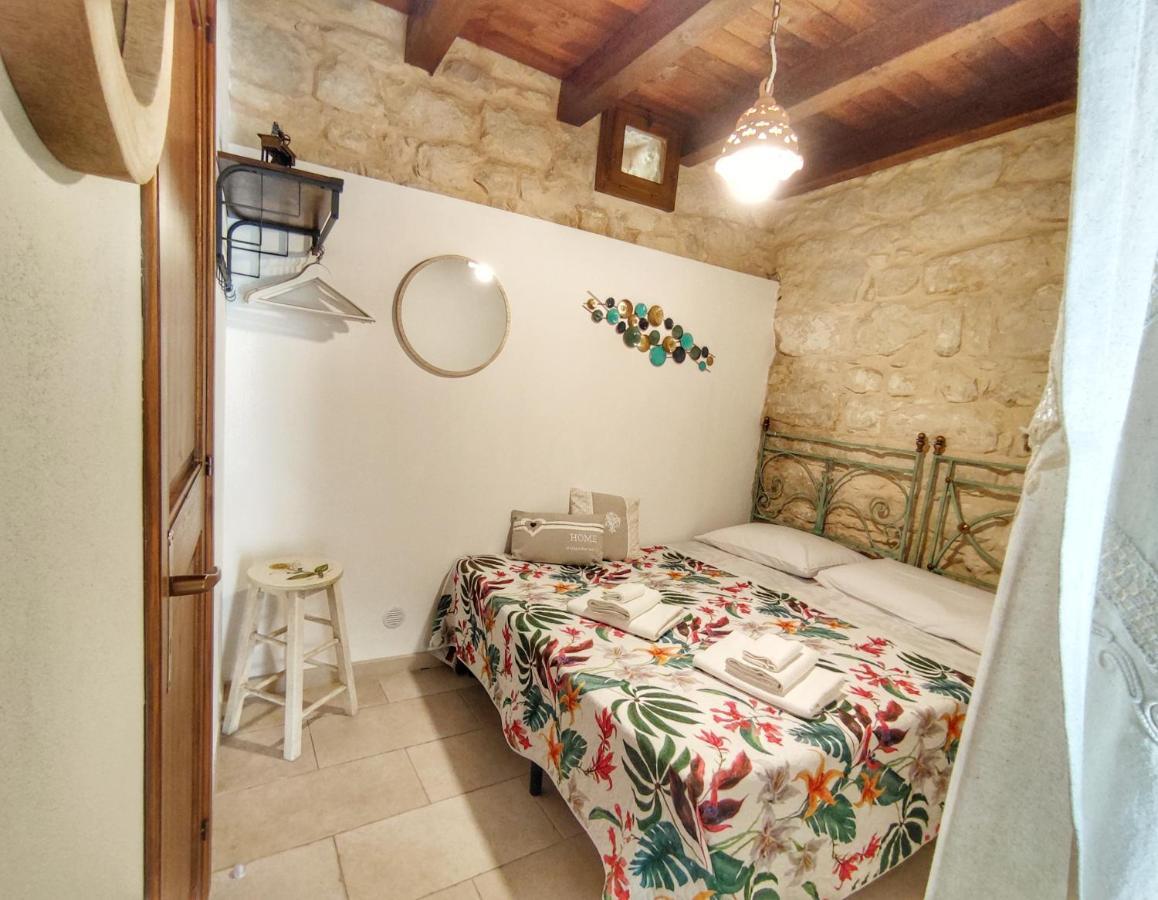 Lilibeth Houses - Charming & Lovely Views Scicli Extérieur photo
