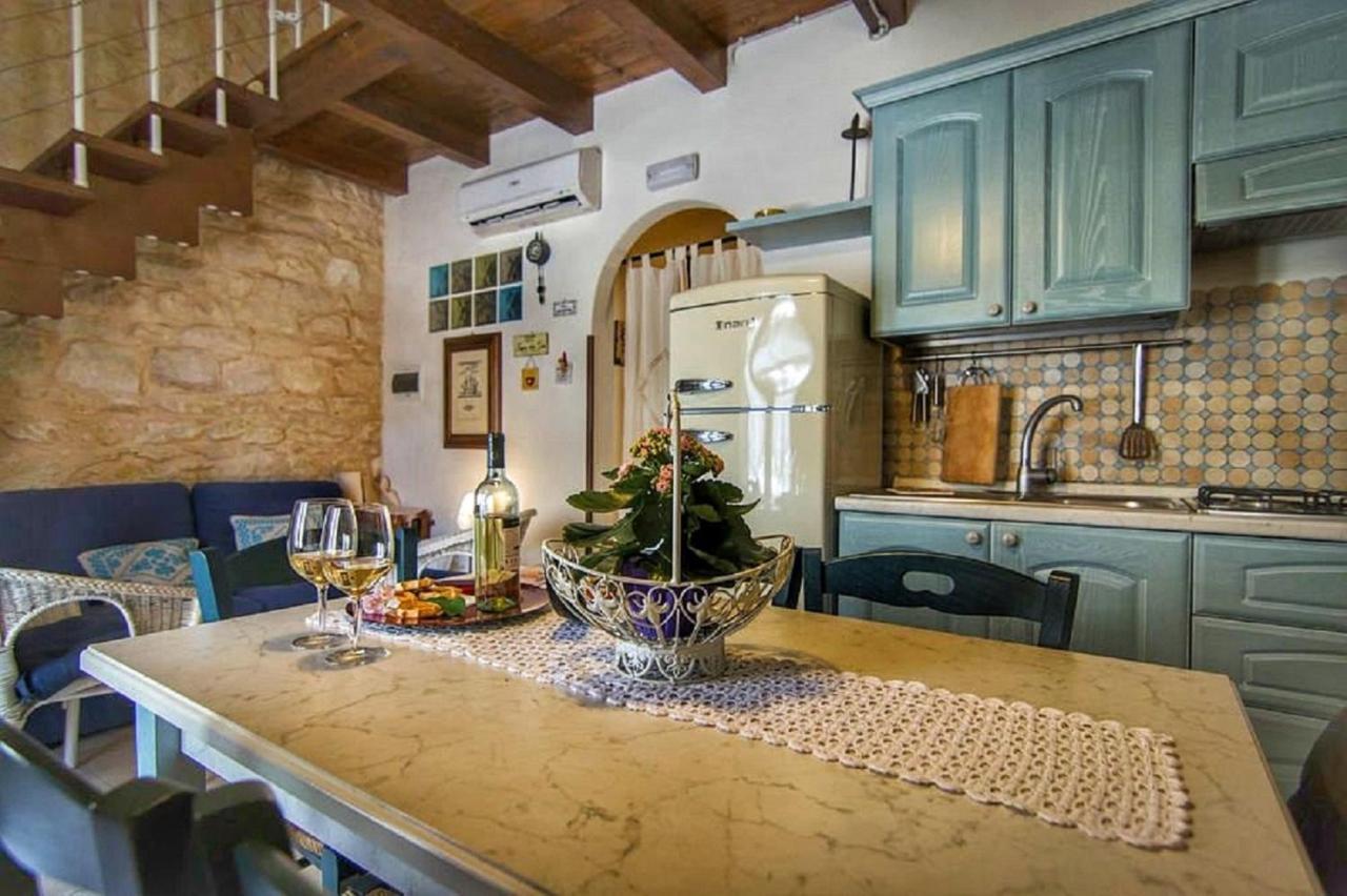 Lilibeth Houses - Charming & Lovely Views Scicli Extérieur photo