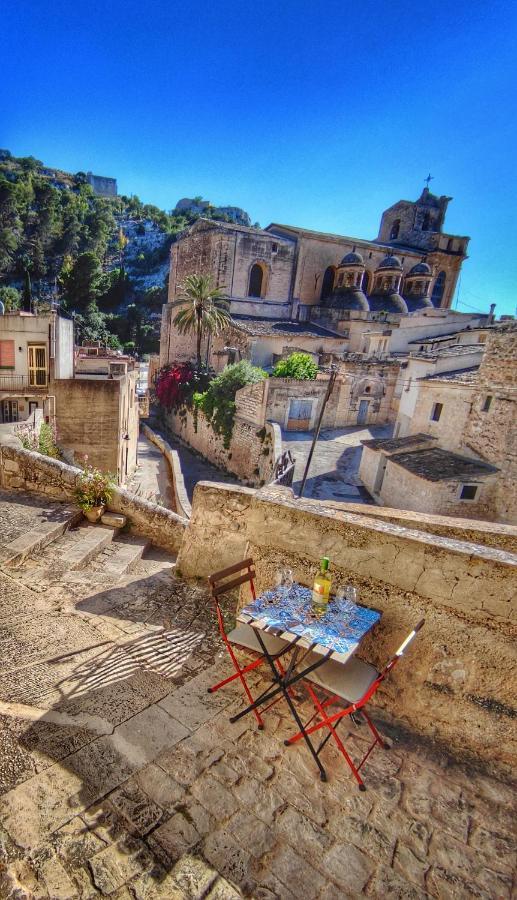 Lilibeth Houses - Charming & Lovely Views Scicli Extérieur photo