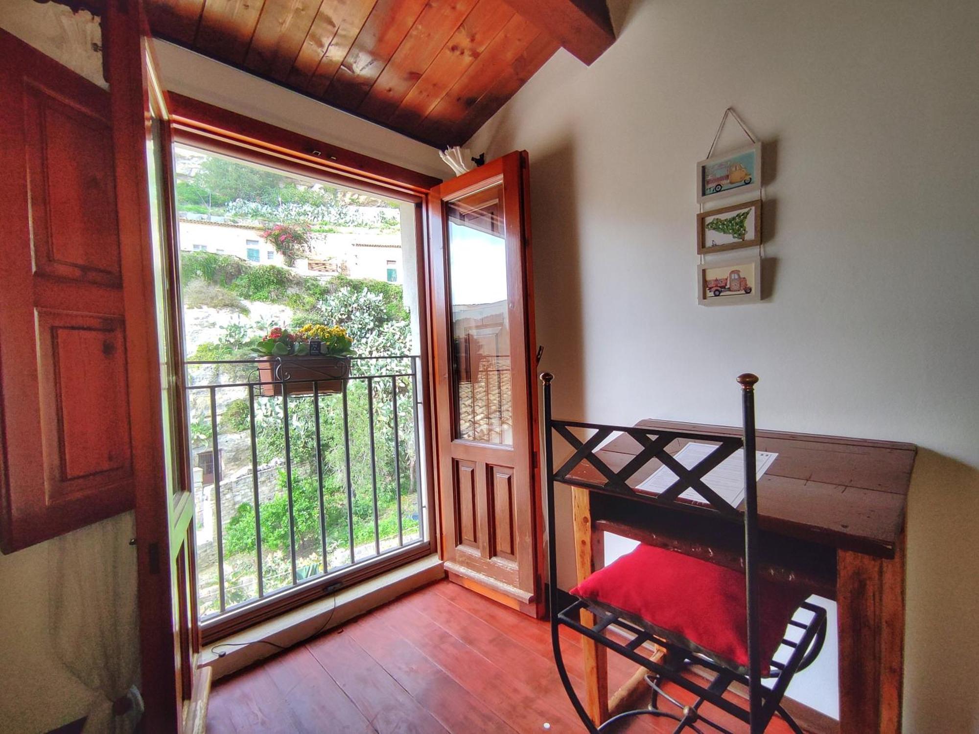 Lilibeth Houses - Charming & Lovely Views Scicli Chambre photo